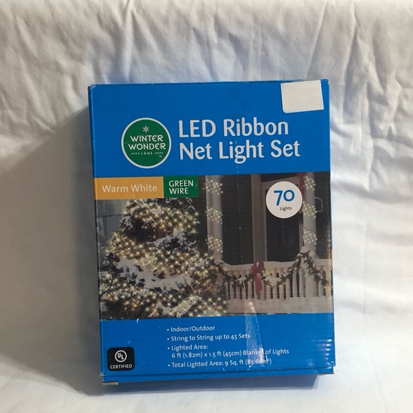 Winter wonder led Ribbon 70 net lights set green wire. indoor/outdoor. - Picture 1 of 4